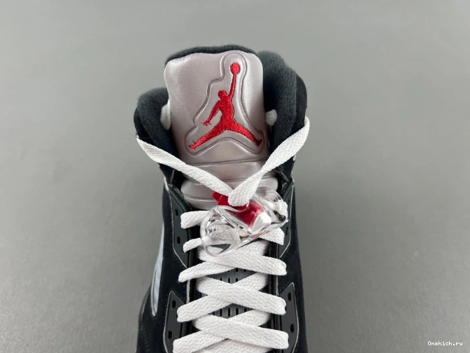 One Kick Jordan Reimagined Metallic Air HF3975-001 5 Black 0816